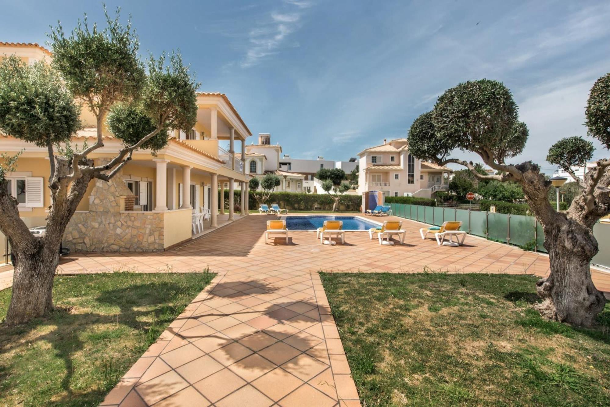Villa Das Oliveiras Amazing Location Walk To Marina Restaurants Beach Albufeira Exterior foto